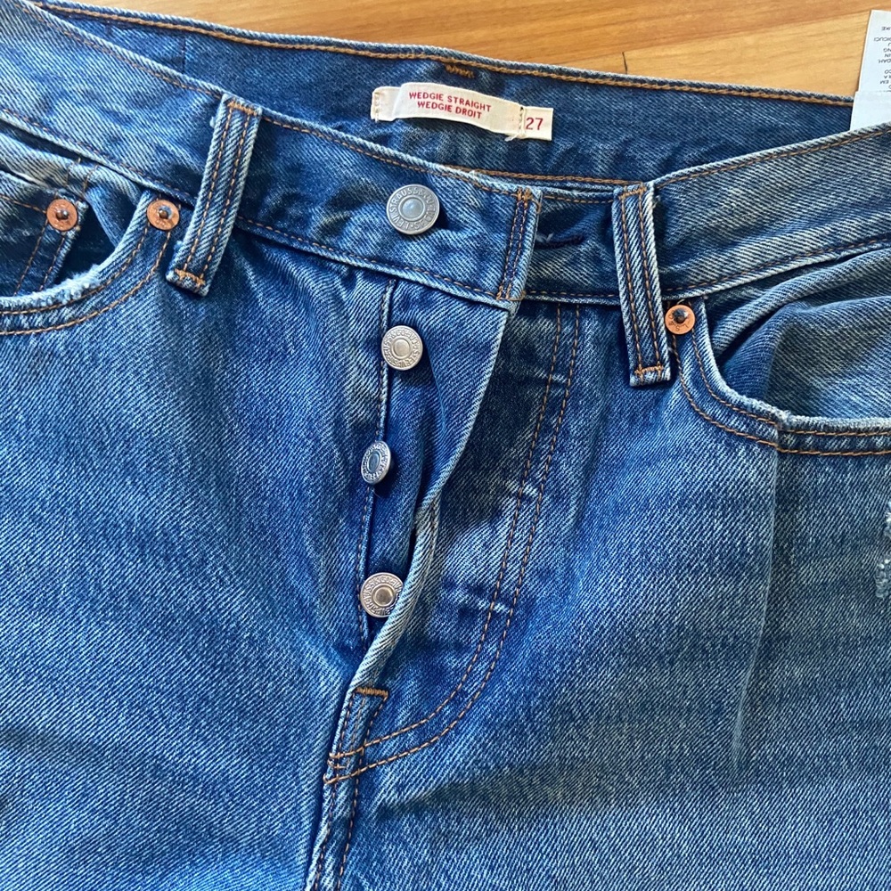 NWOT Levi’s Wedgie Straight Jeans